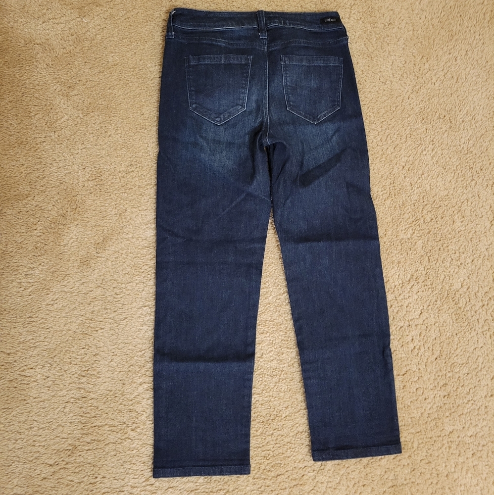🛍5 for $25/ Liverpool "The Capri" - Picture 2 of 4